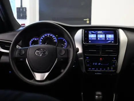 YARIS 1.5 16V XL Plus Connect