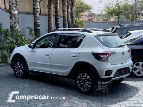 SANDERO 1.6 16V SCE Stepway Iconic