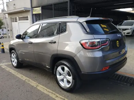 Compass 2.0 16V 4P SPORT FLEX AUTOMÁTICO