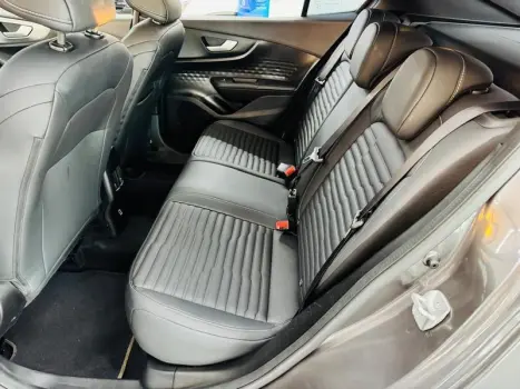 FASTBACK LIMITED ED.1.3 270 T.FLEX AUT.