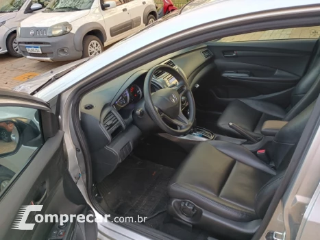 CITY 1.5 LX Sedan 16V