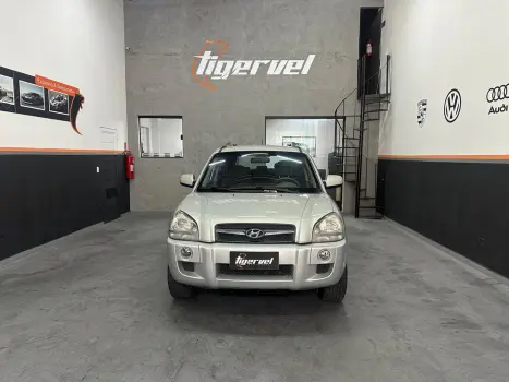 Tucson 2.0 Mpfi Gls 16V 143Cv 2Wd Gasolina 4P Automático