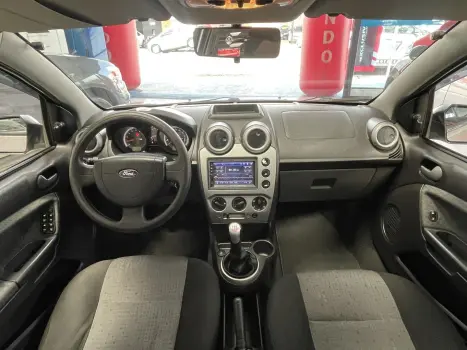 FIESTA 1.6 ROCAM SEDAN 8V FLEX 4P MANUAL