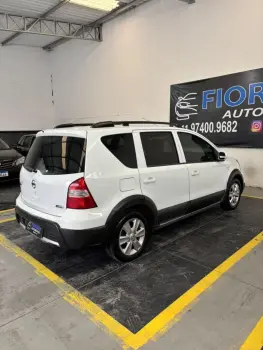 NISSAN LIVINA 1.8 SL X-GEAR 16V