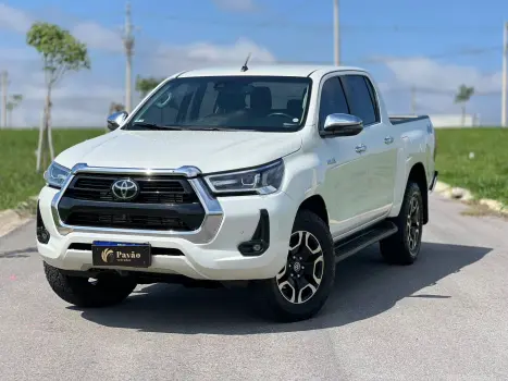 Toyota HILUX 2.8 SRX 4X4 CD 16V 4 portas