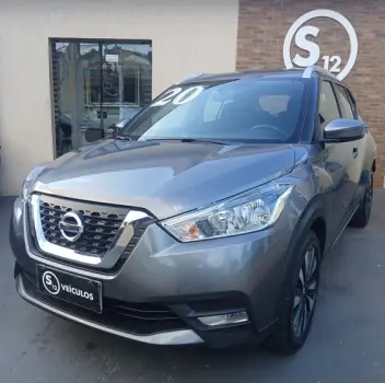 NISSAN KICKS 4 portas