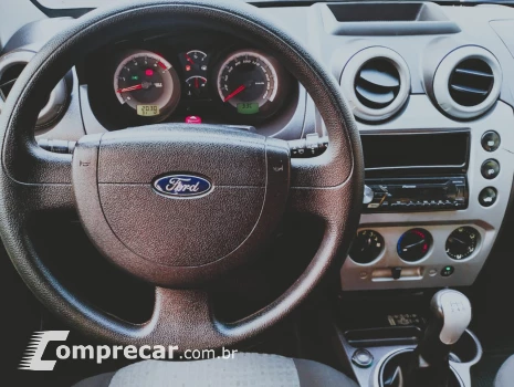 FIESTA 1.6 MPI Class Sedan 8V