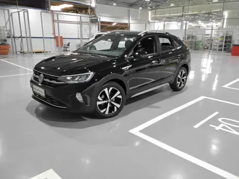 Volkswagen NIVUS 1.0 200 TSI TOTAL FLEX HIGHLINE AUTOMÁTICO 4 portas