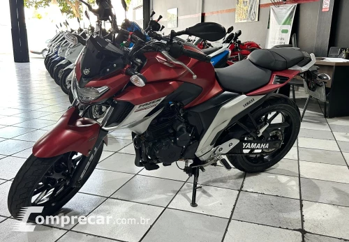Yamaha FZ25 ABS