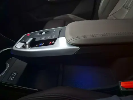 X1 2.0 16V Turbo Sdrive20i M Sport