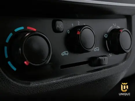 KWID - 1.0 12V SCE ZEN MANUAL