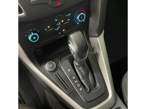 FOCUS 2.0 SE 16V FLEX 4P POWERSHIFT