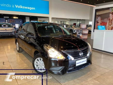 Versa Sedan 1.6 16V 4P FLEX S