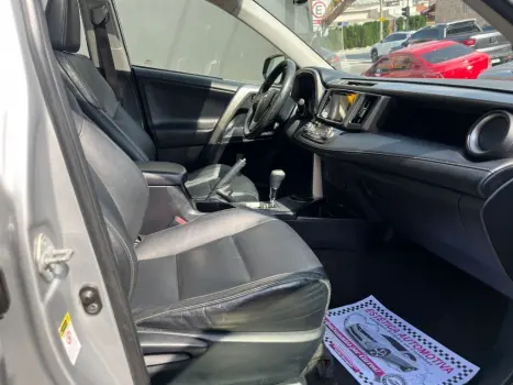 RAV4 2.0 4x4 16V Aut.