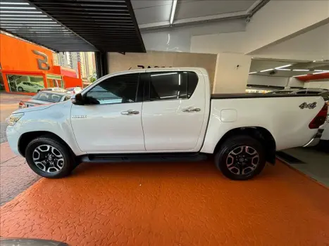 HILUX 2.8 D-4d Turbo CD SRX 4X4