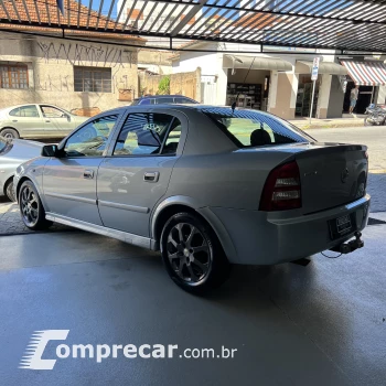 Astra Sed. Advant. 2.0 8V MPFI FlexP. 4p