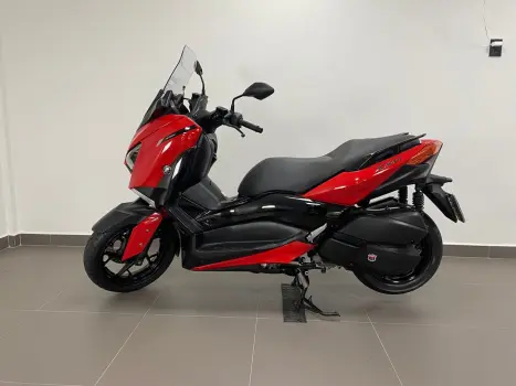 YAMAHA XMAX ABS