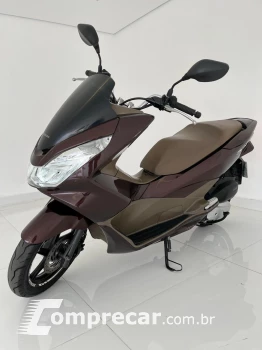 PCX 150 DLX