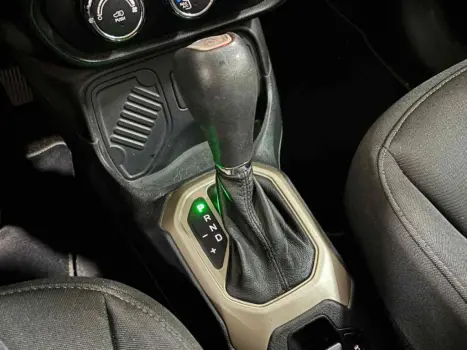 RENEGADE 1.8 16V FLEX 4P AUTOMÁTICO