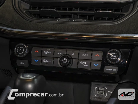 COMMANDER 1.3 T270 Turbo Limited