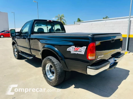 F-250 3.9 XLT SUPER DUTY CABINE SIMPLES DIESEL