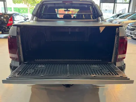 AMAROK 3.0 V6 TDI DIESEL COMFORTLINE CD 4MOTION AUTOMÁTICO