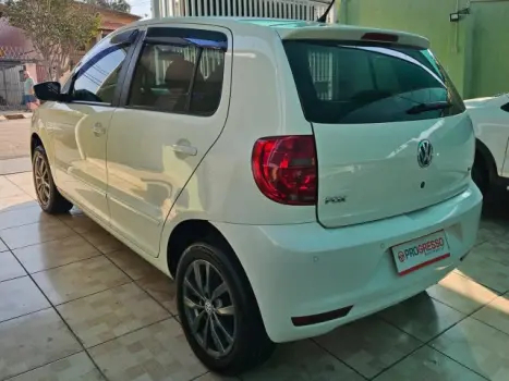 FOX - 1.6 MI 8V 4P MANUAL