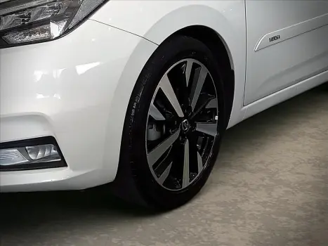 VERSA 1.6 16V FLEX EXCLUSIVE XTRONIC