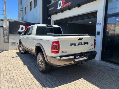 3500 6.7 Laramie Longhorn 4X4 CD 6 Cilindros Turbo