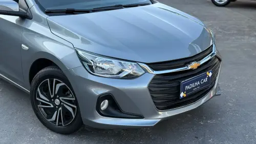 ONIX SEDAN Plus LT 1.0 12V Flex 4p Mec.