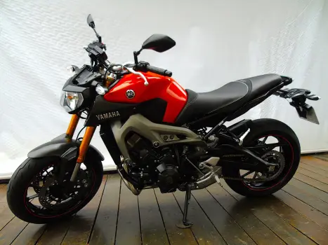 YAMAHA MT-09 ABS