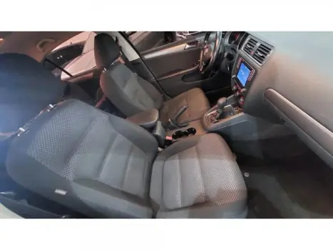 JETTA - 1.4 16V TSI COMFORTLINE 4P TIPTRONIC