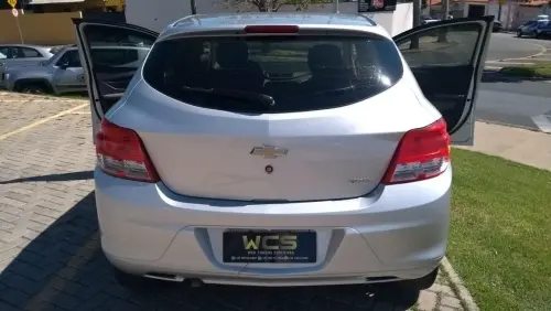 Onix Hatch LS 1.0 8V FlexPower 5P 2015