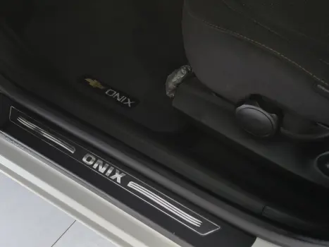 ONIX 1.4 MPFI LTZ 8V FLEX 4P AUTOMÁTICO