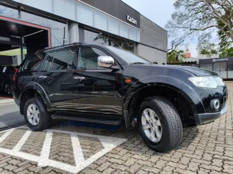 PAJERO DAKAR 3.2 HPE 4X4 7 Lugares 16V Turbo Intercooler