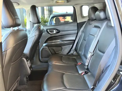 COMPASS 1.3 T270 TURBO FLEX LIMITED AT6