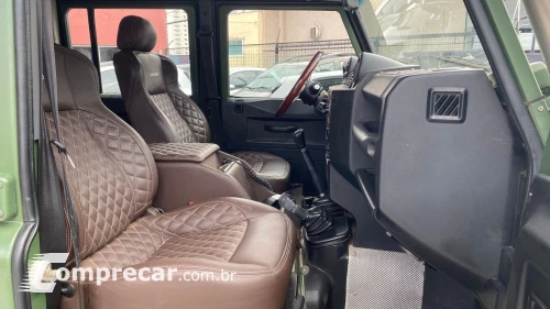 LAND ROVER DEFENDER 2.4 130 4X4 TURBO