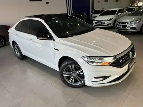 JETTA R-LINE 250 TSI 1.4 FLEX 16V AUT.