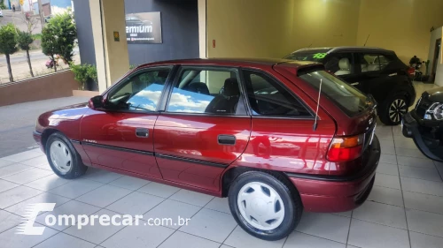 ASTRA 2.0 MPFI GLS 8V