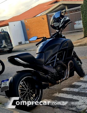 DIAVEL DARK