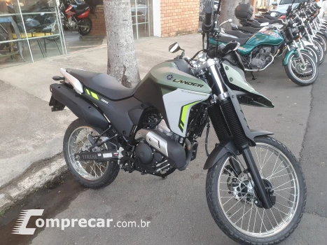 XTZ 250 LANDER CONNECTED