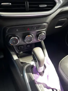 TRACKER LTZ 1.0 Turbo 12V Flex Aut.