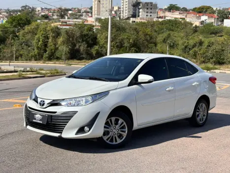 Toyota Yaris Sedan 1.5 XL Plus Tech CVT (Flex) 4 portas