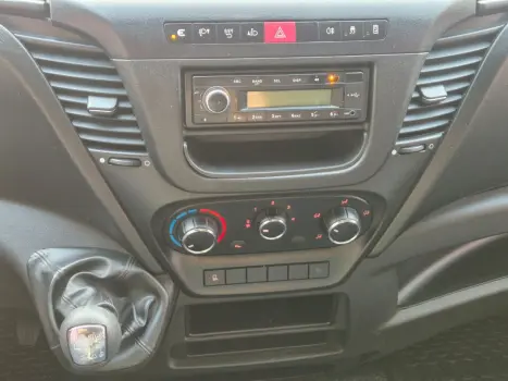 Daily 35-150 CABINE SIMPLES DIESEL