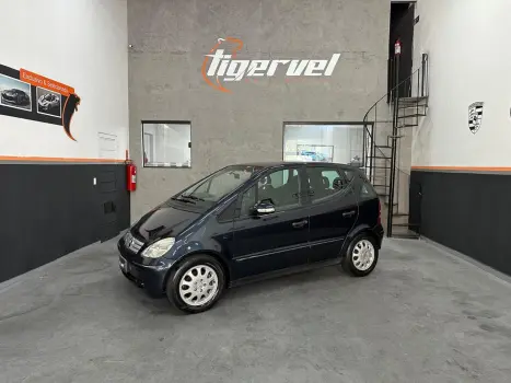 Mercedes-Benz A 190 1.9 Elegance 8V Gasolina 4P Automático 4 portas