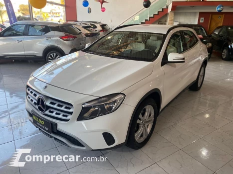 Mercedes-Benz GLA 200 1.6 CGI Style 16V Turbo 4 portas