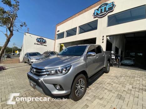 Toyota HILUX 2.8 SRX 4X4 CD 16V 4 portas