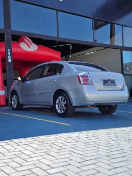 Sentra S 2.0/ 2.0 Flex Fuel 16V Aut.