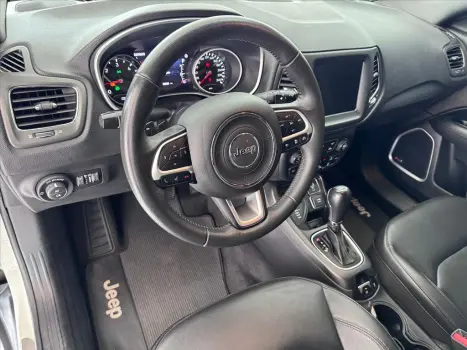 COMPASS 2.0 16V DIESEL S 4X4 AUTOMÁTICO