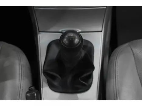 COROLLA - 1.8 GLI 16V 4P MANUAL